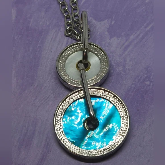 👍5 For $20 You & I Silver Tone Necklace Blue & White Abalone Circle Pendants - Picture 8 of 10